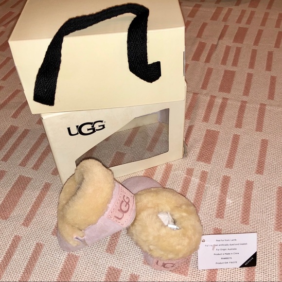 ugg solvi bootie